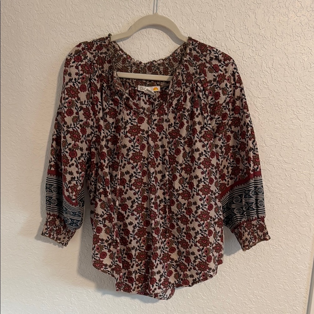 C&C California Red Blouse with 3/4 Sleeves and Relaxed Fit